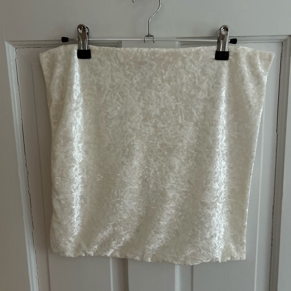 Source Unknown Crushed Velvet Cream Holiday Pillow Cover Set of 4